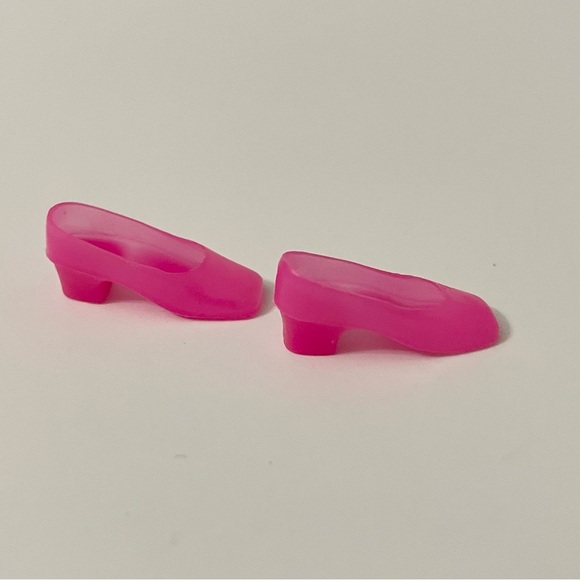 Vintage Barbie Pink Shoes Doll Accessory Korea - Picture 7 of 13